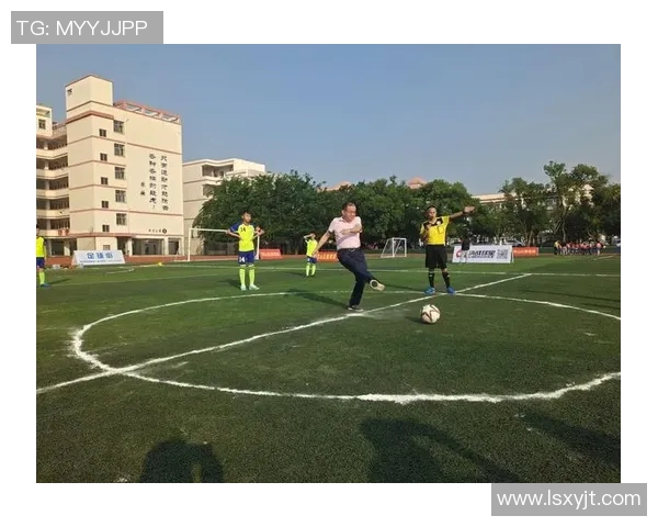 足球明星在绿幕前尽情舞动展现魅力与风采的精彩视频合集