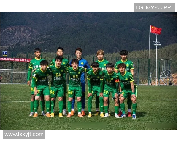 南海足球明星队最新阵容揭晓球员名单及精彩看点一览